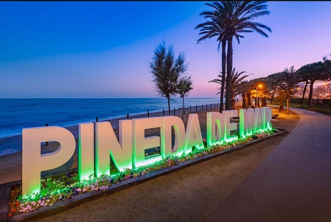 Apartamento En La Costa Del Maresme Пінеза-да-Мар Екстер'єр фото